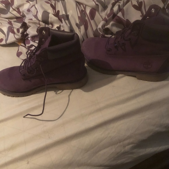 Purple Timberlands - Picture 4 of 4
